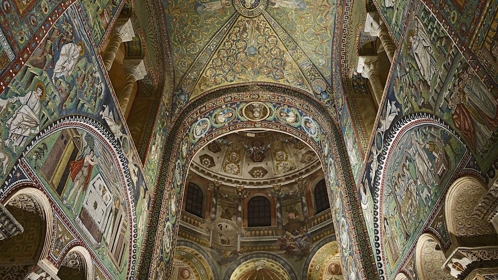 Ravenna: UNESCO Walking Tour and visit to a Mosaic Workshop