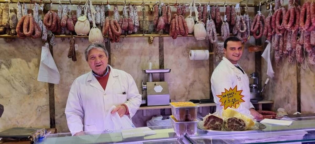 Picture 9 for Activity Naples: Food Tour with Davide