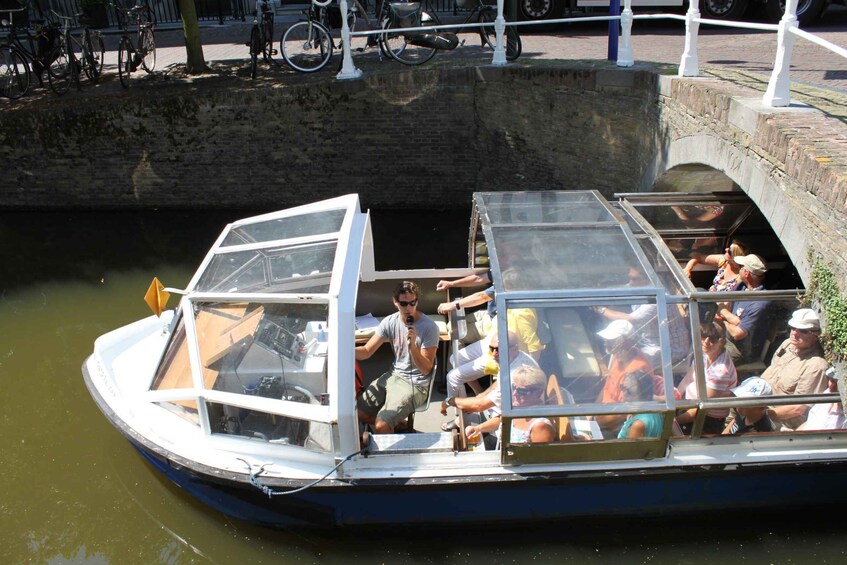 Picture 5 for Activity Delft: Canal Cruise with Guided Commentary