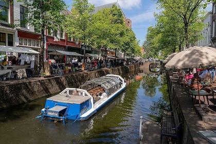 Delft: Grachtenrundfahrt mit Führung