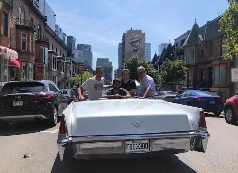 Picture 14 for Activity Montréal: Guided Tour in Vintage Convertible Cadillac