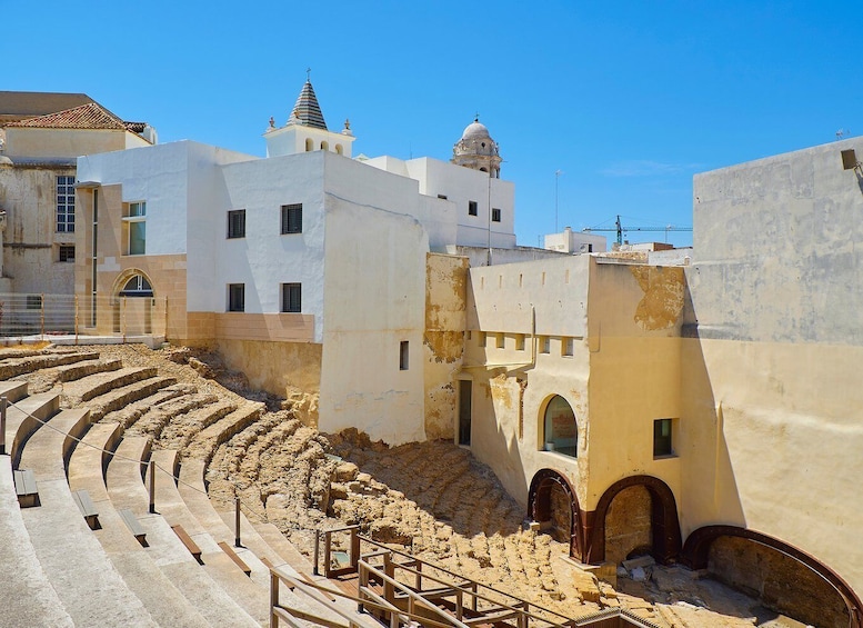 Picture 4 for Activity Cadiz: Guided Tour of Cadiz Cinema Route