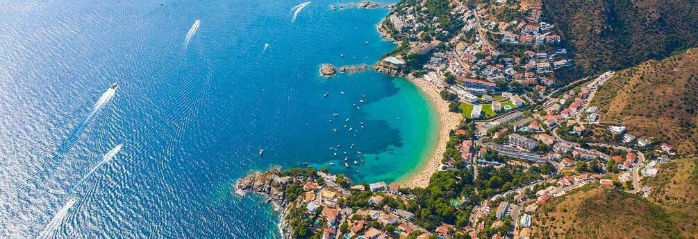 Picture 5 for Activity Roses: Costa Brava Catamaran Trip with Underwater Views