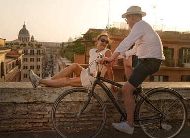 Rome: Guided Cycling Tour with Photographer