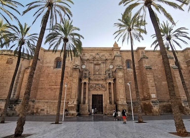 Andalusië: Toegang tot de kathedraal van Almeria met rondleiding