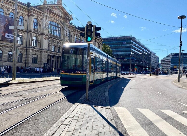 Helsinki: City Highlights and Suomenlinna Eco-Friendly Tour