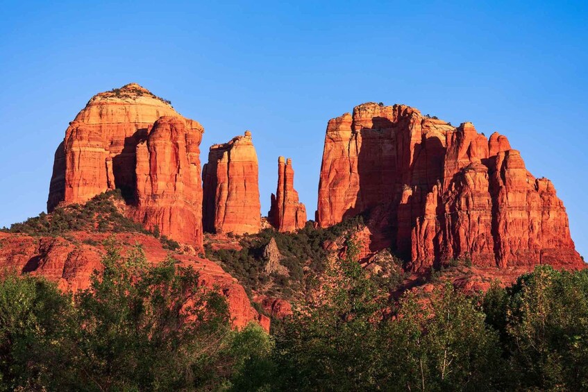 Picture 3 for Activity Sedona: Open-Air Van Tour with a Local Guide and 6 Stops