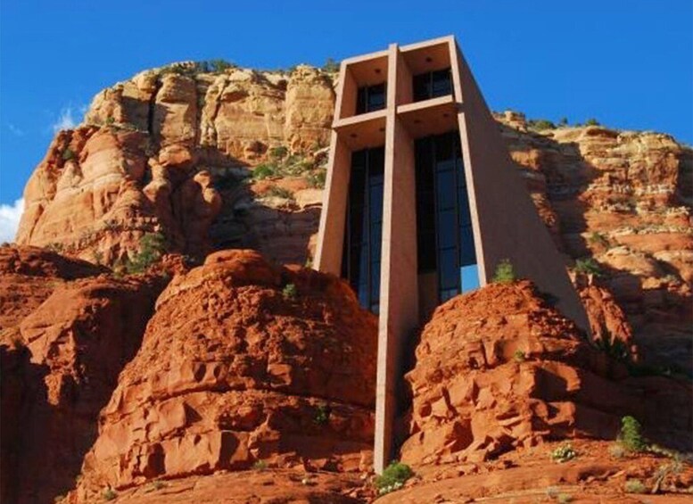 Picture 2 for Activity Sedona: Open-Air Van Tour with a Local Guide and 6 Stops