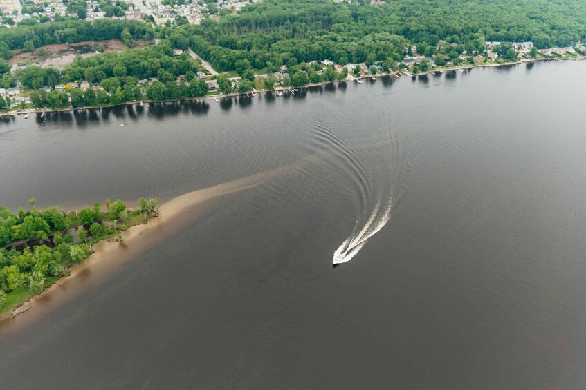 Picture 8 for Activity Ottawa: Scenic Helicopter Flight