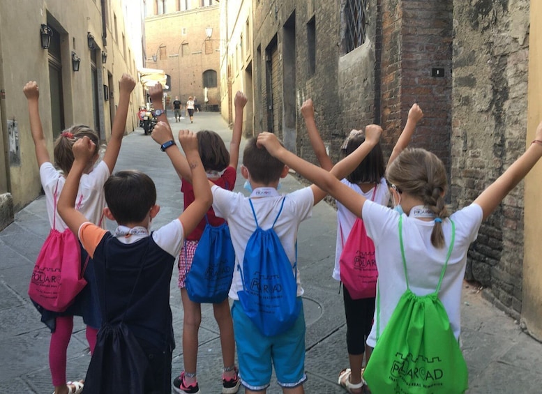 Picture 3 for Activity Siena: The 17 Fantastic Animals Self-guided Walking Tour