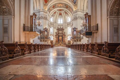 Salzburgs domkirke: Orgelkonsert ved middagstid