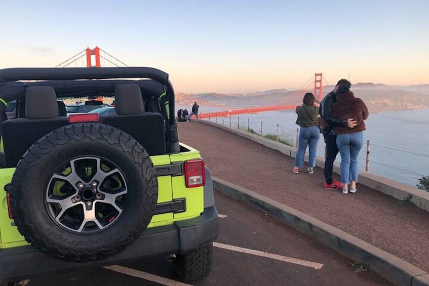 San Francisco: 2-Hour Private Jeep Tour at Night