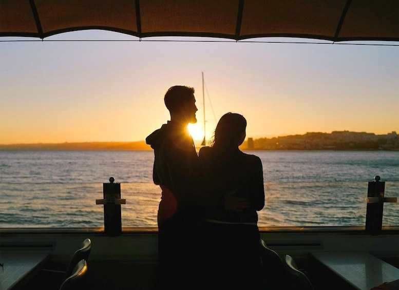 Picture 5 for Activity Lisbon: Tejo River Sunset Cruise with Welcome Drink