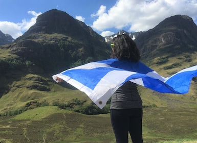 From Glasgow: Glencoe & Scottish Highlands Tour with 2 Hikes