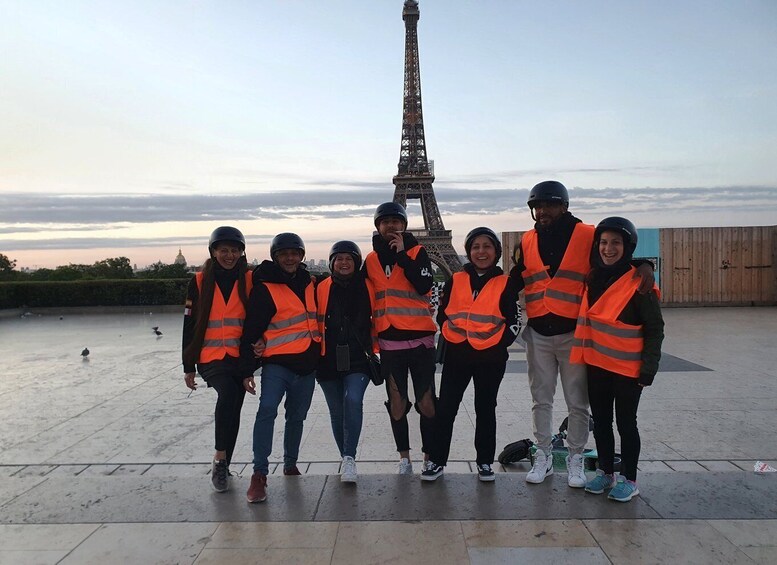 Picture 3 for Activity Paris: Guided Segway Tour Paris by Night