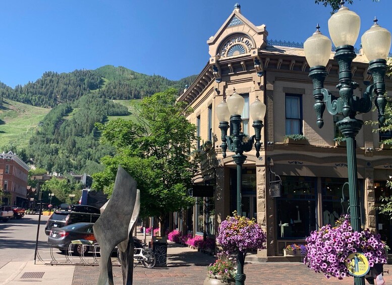 Aspen: City Highlights Walking Tour