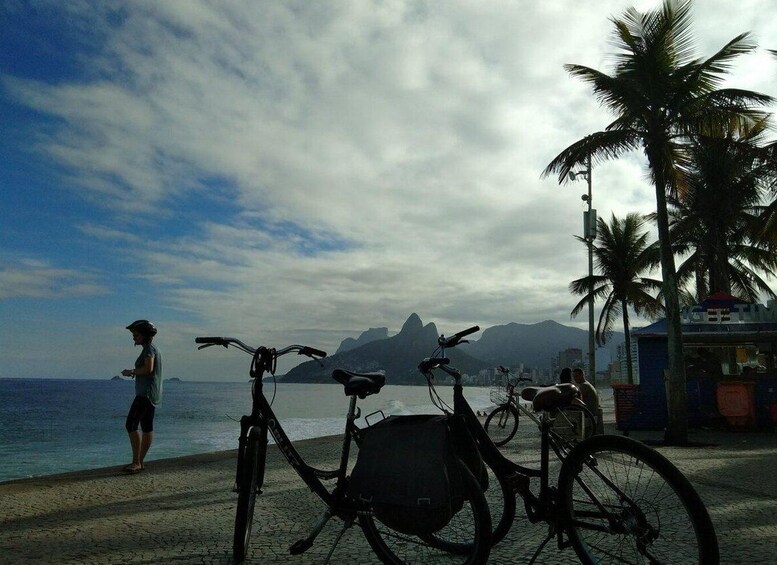 Picture 5 for Activity Rio Bike Tour – Discover the Beaches and Lagoon