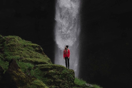 Visite privée de la côte sud, de la grotte de glace et des sables noirs