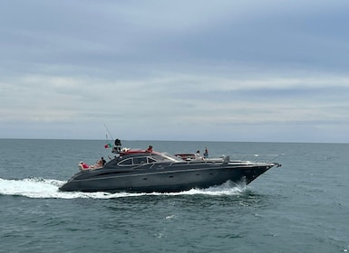 Vilamoura : Croisière privée sur un yacht avec boissons et amuse-gueules