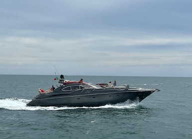 Vilamoura : Croisière privée sur un yacht avec boissons et amuse-gueules