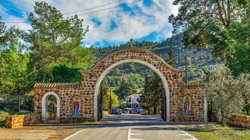 从阿依纳帕出发的迷你山地吉普车之旅