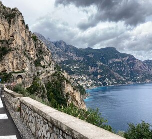 จากเนเปิลส์: ทัวร์ซอร์เรนโตโปซิตาโนอามาลฟีชายฝั่ง