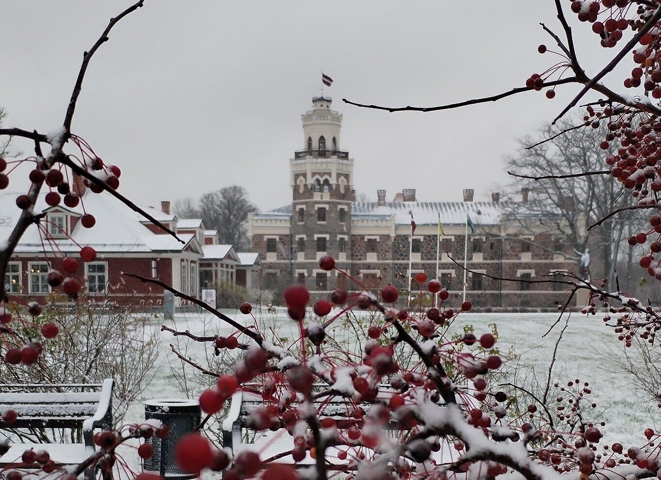 Riga: Private Sigulda, Turaida, and Gauja National Park Tour