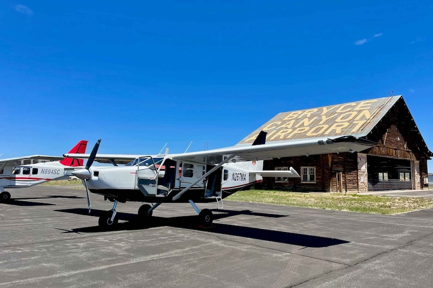 Picture 1 for Activity Bryce Canyon & Capitol Reef National Park: Airplane Tour