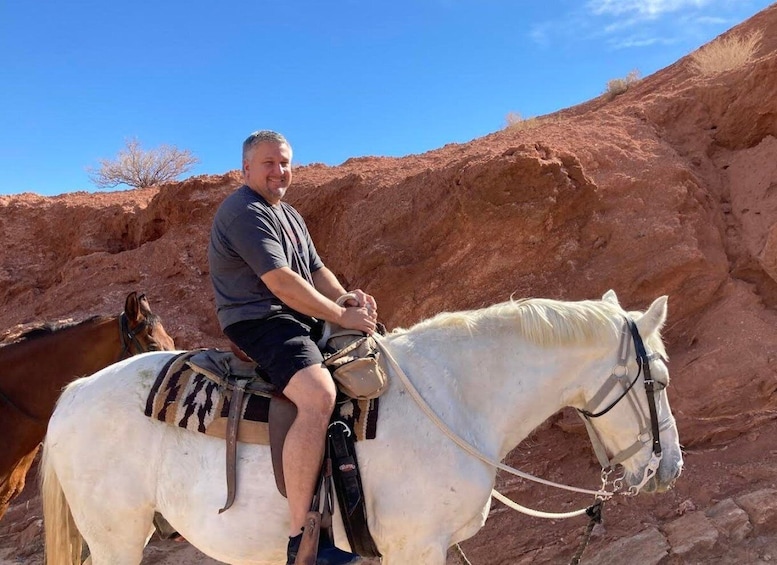 Picture 1 for Activity Las Vegas: Desert Horseback Riding Tour with Breakfast