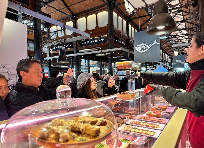 Picture 8 for Activity Bluefin Tuna tasting in the most Prestigious Market of Spain