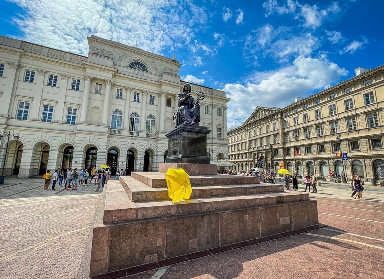 Picture 1 for Activity Warsaw: Old Town Highlights Walking Tour in English