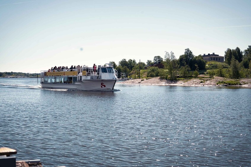 Picture 3 for Activity Helsinki: City Highlights 1.5-Hour Archipelago Cruise