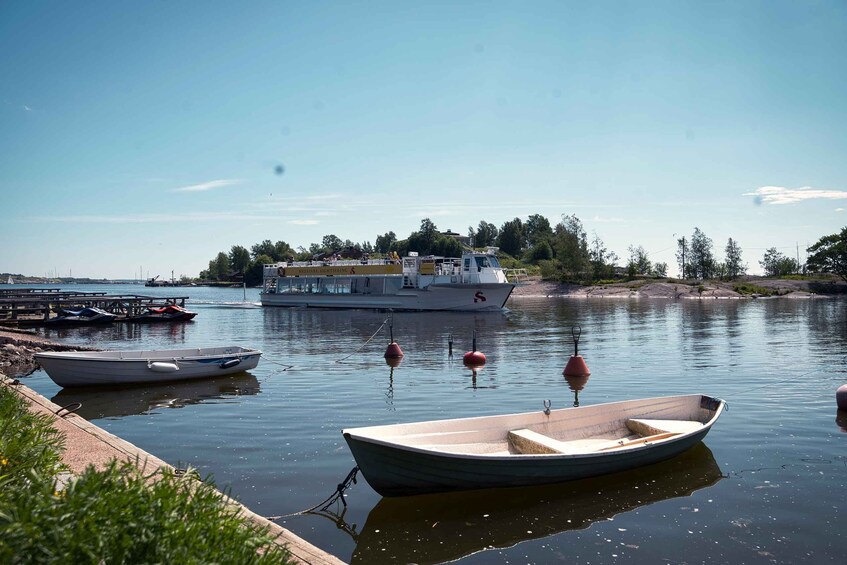 Picture 5 for Activity Helsinki: City Highlights 1.5-Hour Archipelago Cruise