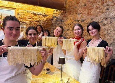 Authentic Pasta Making Class in Florence with a Local Chef