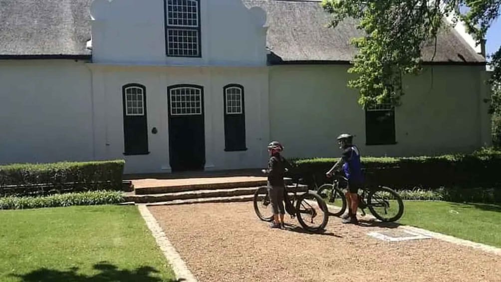 Picture 4 for Activity From Cape Town: Cape Winelands E-Bike Tour with Lunch & Wine