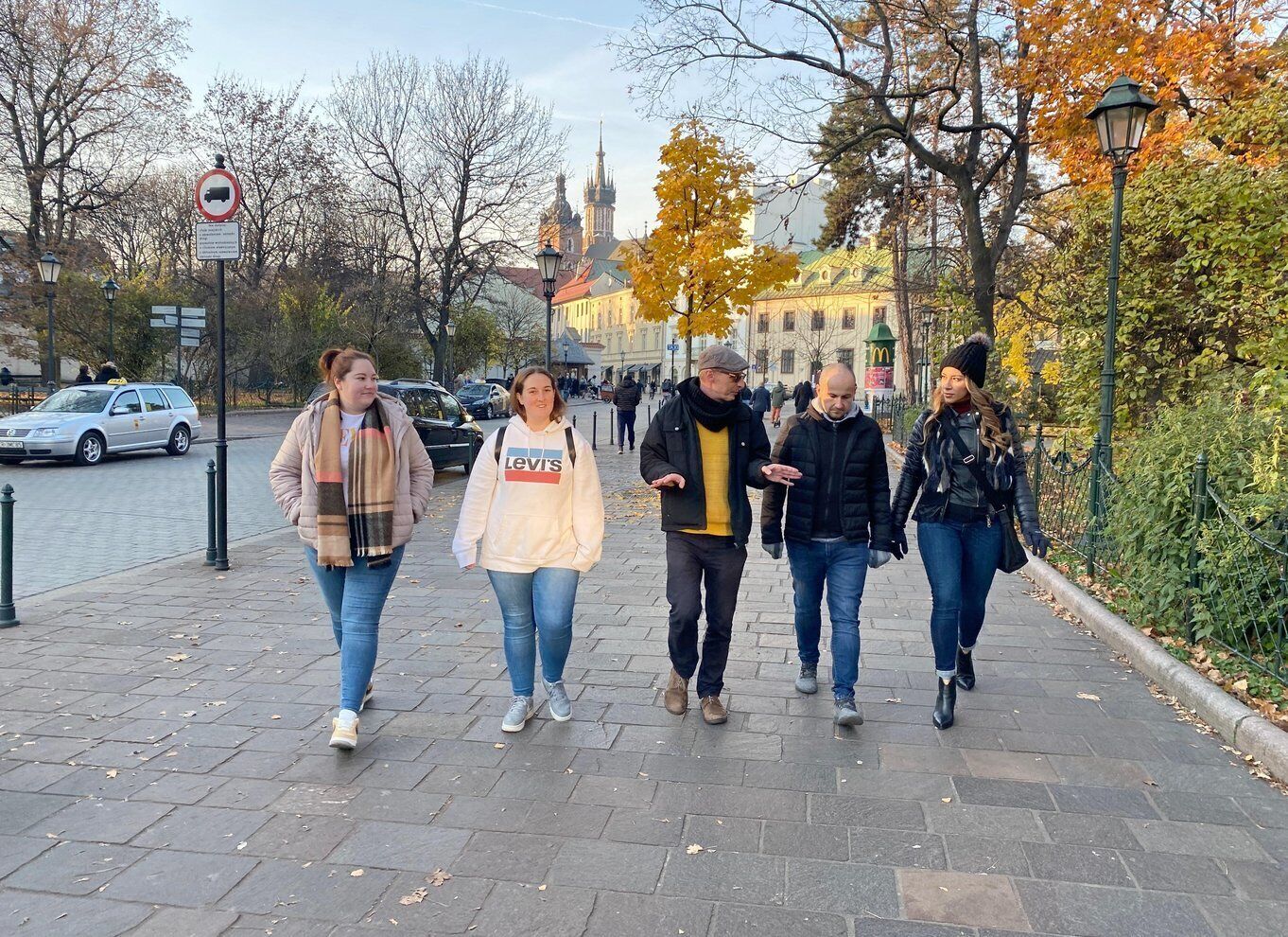 Krakow: Old Town Highlights Walking Tour