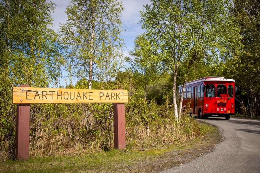 Picture 1 for Activity Anchorage: Deluxe Trolley City Tour