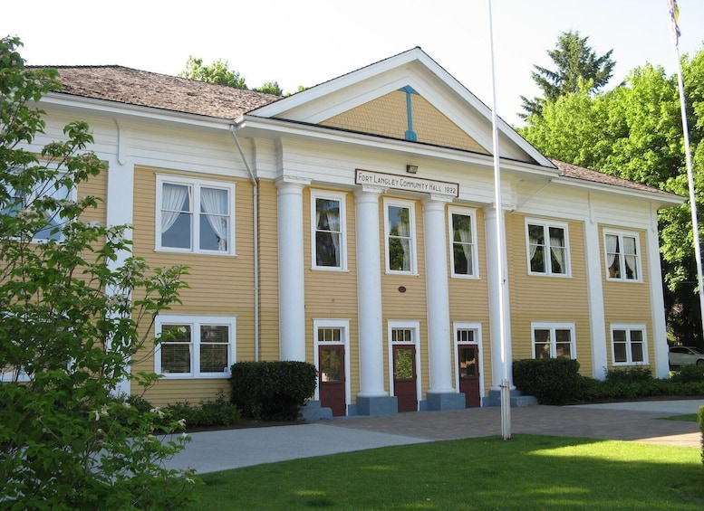 Picture 9 for Activity Fort Langley: Film and Television Smartphone Walking Tour