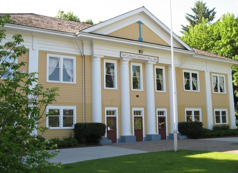 Picture 9 for Activity Fort Langley: Film and Television Smartphone Walking Tour