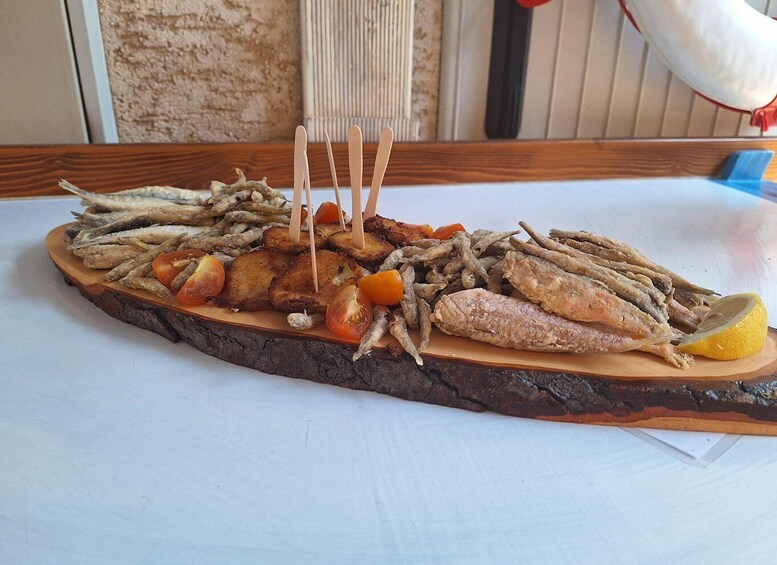 Picture 9 for Activity Cres: Food Tour with a Local Guide
