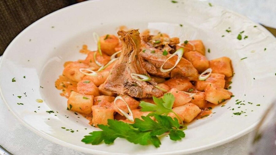 Cres: Food Tour with a Local Guide
