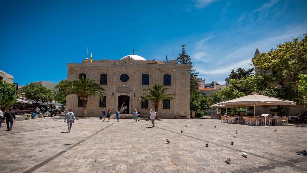 Picture 12 for Activity Crete: Heraklion Market & Creta Aquarium *Skip the line