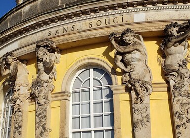 Potsdam: Private Walking Tour of Potsdam and Sanssouci