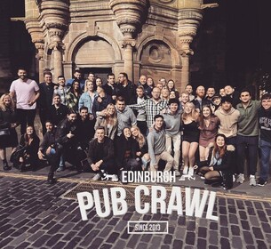 Edinburgh: Menjelajahi Pub 7 Bar dengan 6 Tembakan