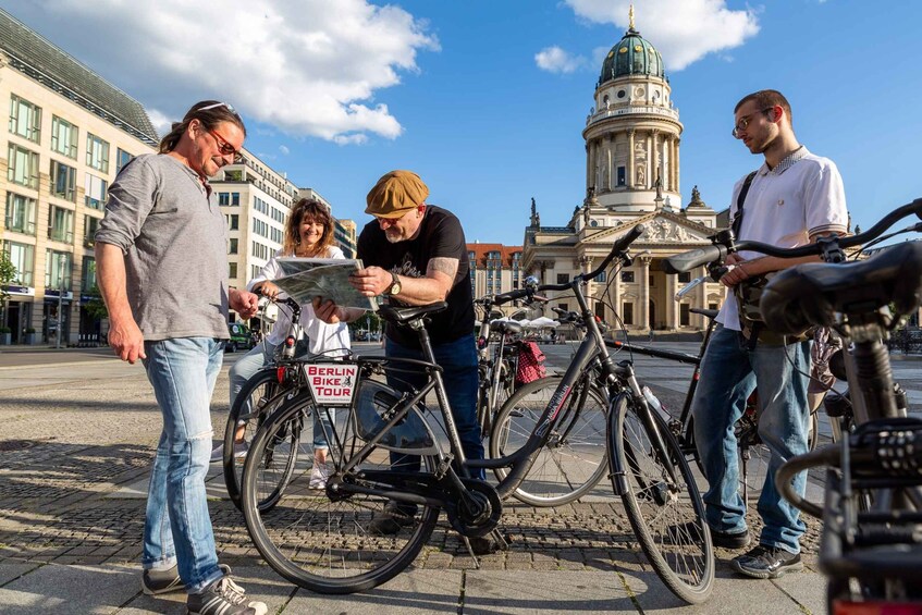 bike tour berlin wall