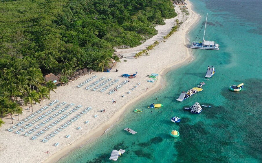 Picture 7 for Activity Cozumel: El Cielo, Palancar Reef, and Beach Party with Food