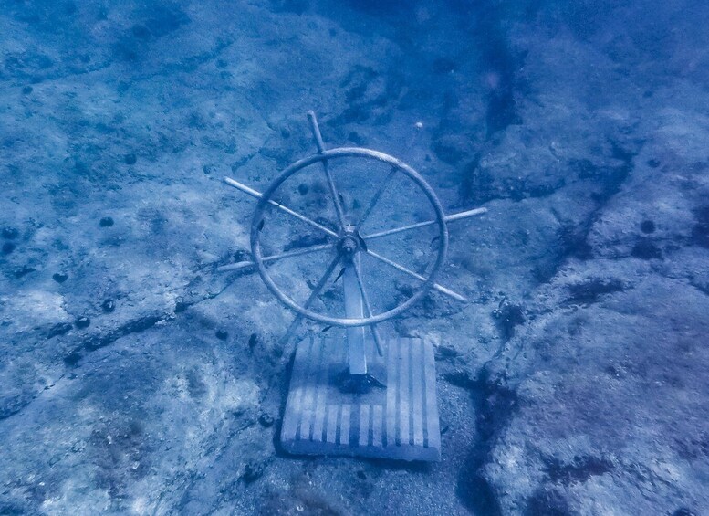 Picture 7 for Activity Krk: 45-Minute Semi-Submarine Tour