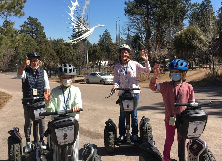 Colorado Springs: Nature and Art/Broadmoor Combo Segway Tour