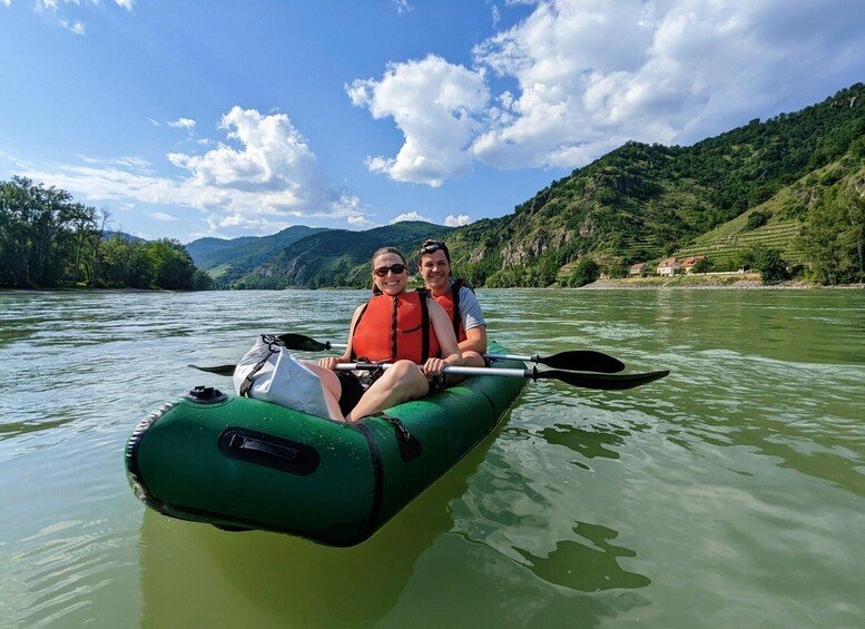 Vienna: Wachau Valley Private Kayak and Wine Tour