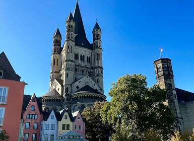 Cologne: Old Town Walking Tour with 1 Brewery Visit & 1 Beer